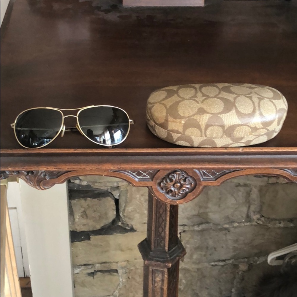 Coach aviator sunglasses